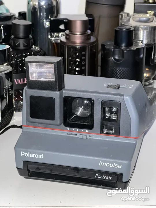 كاميرا polaroid