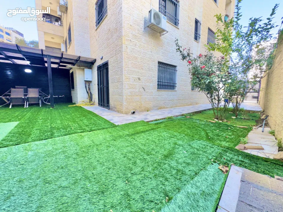 شقة مفروشة مع حديقة ومدخل خاص خلف الانجيلية