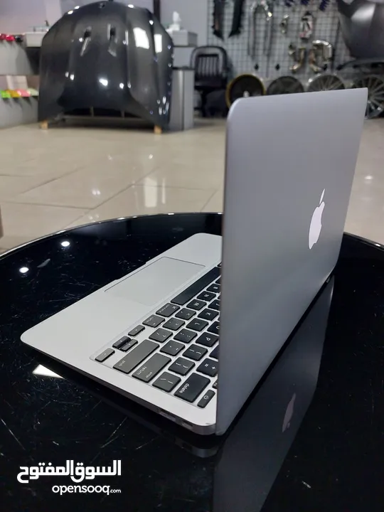 APPLE Macbook Air 1.4 GHz Core i5