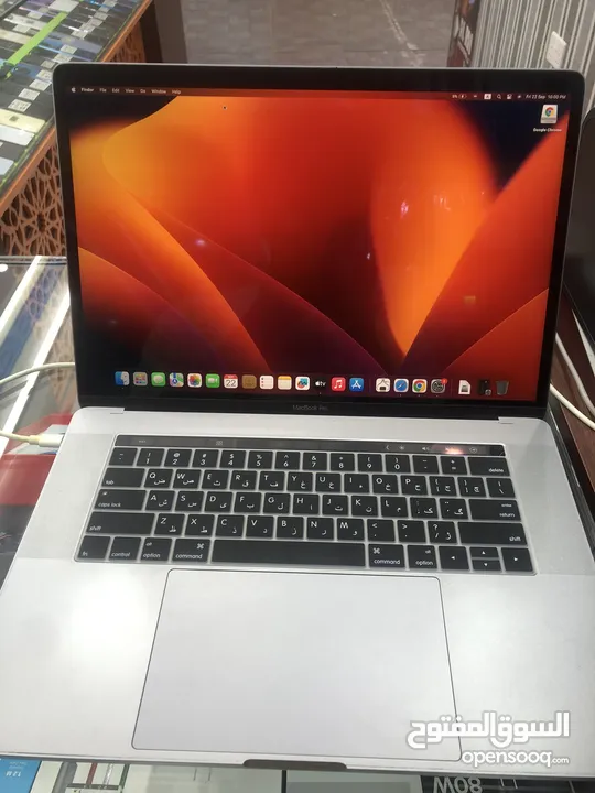 MacBook pro 2017 mint condition