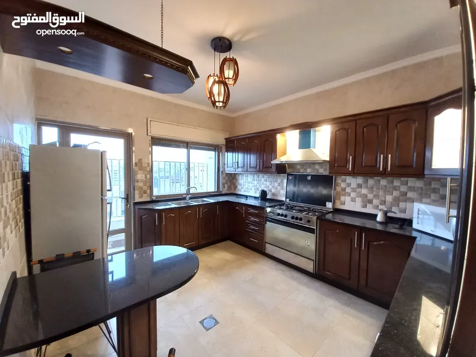 شقة مفروشة للإيجار في الشميساني ( Property 42860 )-174925470