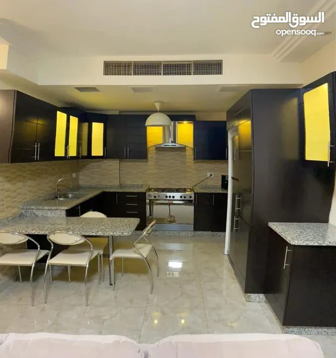 شقة مفروش لايجار الدوار السابع مقابل كوزمو