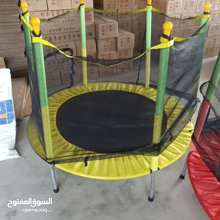 عرض خاص على نطاطة الاطفال الدائرية قطر داخلي 1.40 متر حاجز (شبك) ارتفاع 1.22 متر بسعر التكلفة