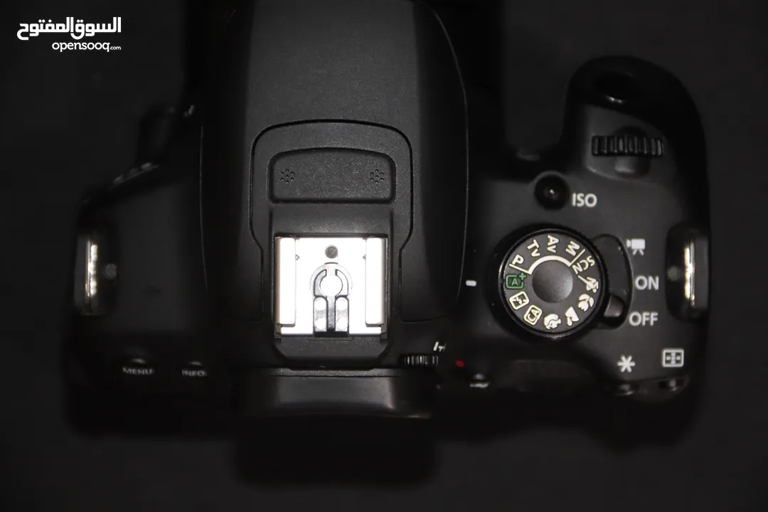 كاميرا كانون (canon 700D) نظيفة مع مستلزماتها …