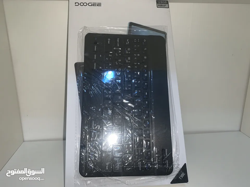 تابلت DOOGEE T30E 128GB لون اسود جديد لم يستخدم، مغلف من المتجر ومعه كيبورد بلوتوث، قابل للتفاوض.