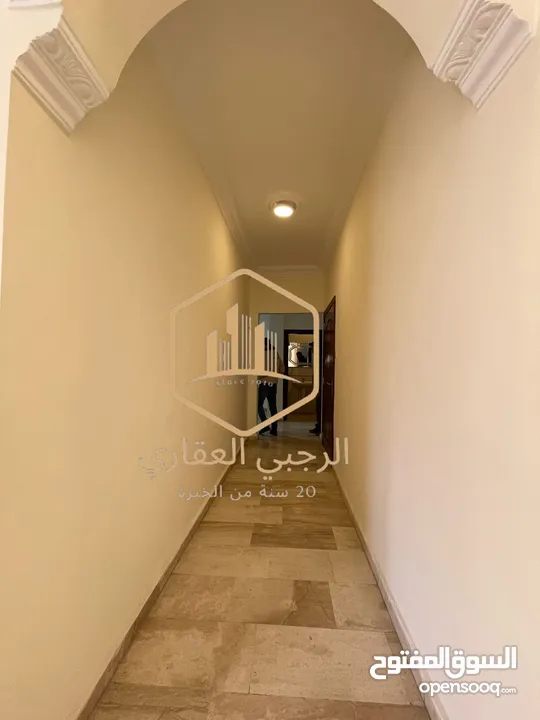 شقة / للايجار / 3نوم / ارضية / تلاع العلي / 200 متر