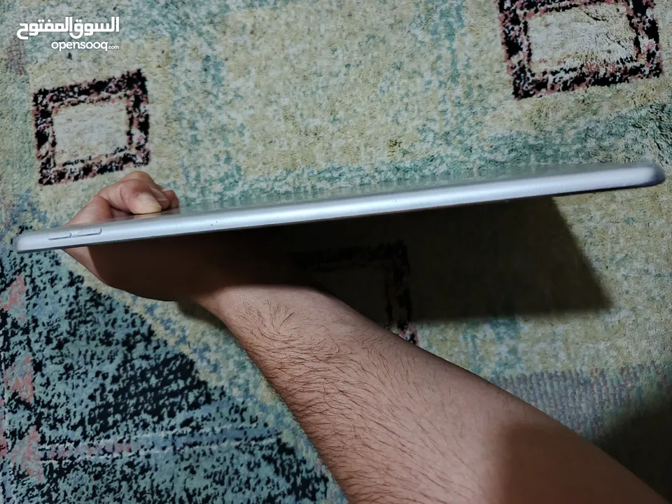آيباد جيل ثامن للبيع iPad 8 بمساحه 128 جيجا باقل سعر ،للبيع فقط