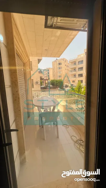 شقة مفروشة للايجار في دير غبار مساحة الشقة 100 متر مربع