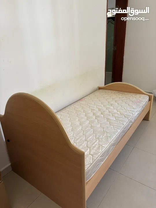 Used single bed with mattress for immediate sale in Mawellah.