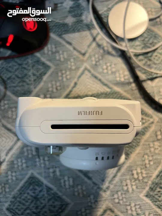 Instax Mini 8 (White) in Excellent condition