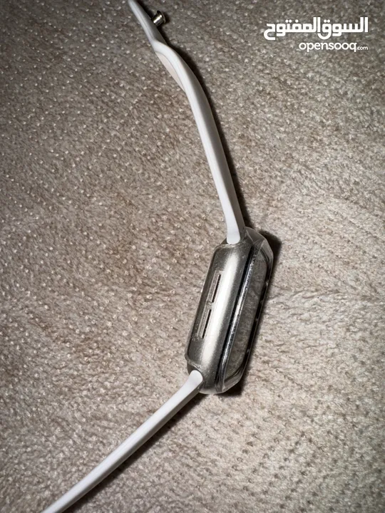 Apple Watch للبيع