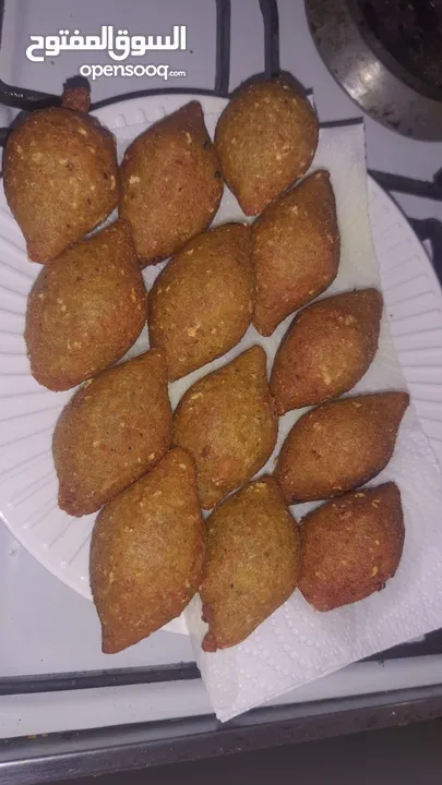ام عدي للطبخات البيتيه كرشات فوارغ روس ورق عنب كبه ششبرك منسف مقلوبه شو مابخطر عبالك