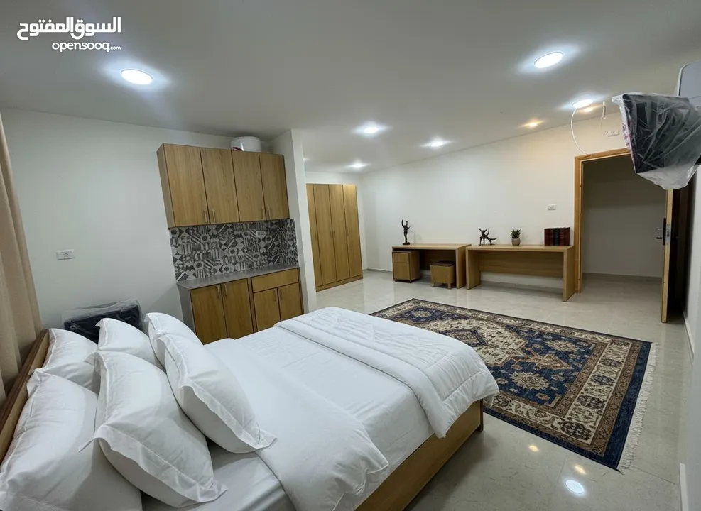 استديو فندقي للطالبات