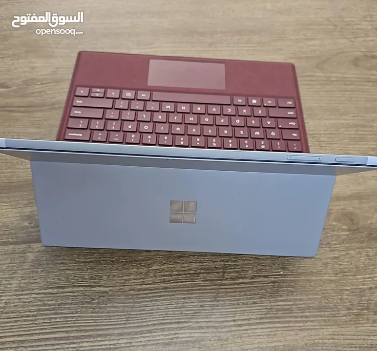 اخف جهاز لابتوب في العالم  Microsoft Surface Pro بسعر خرافي