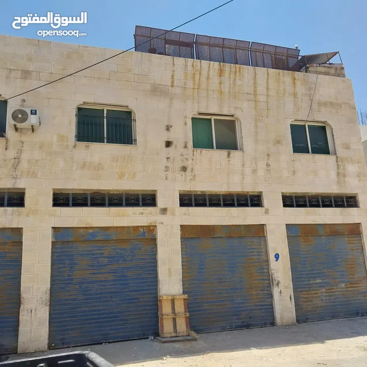 اربع مخازن على الشارع وتسوية وشقق عدد اثنين طابق اول