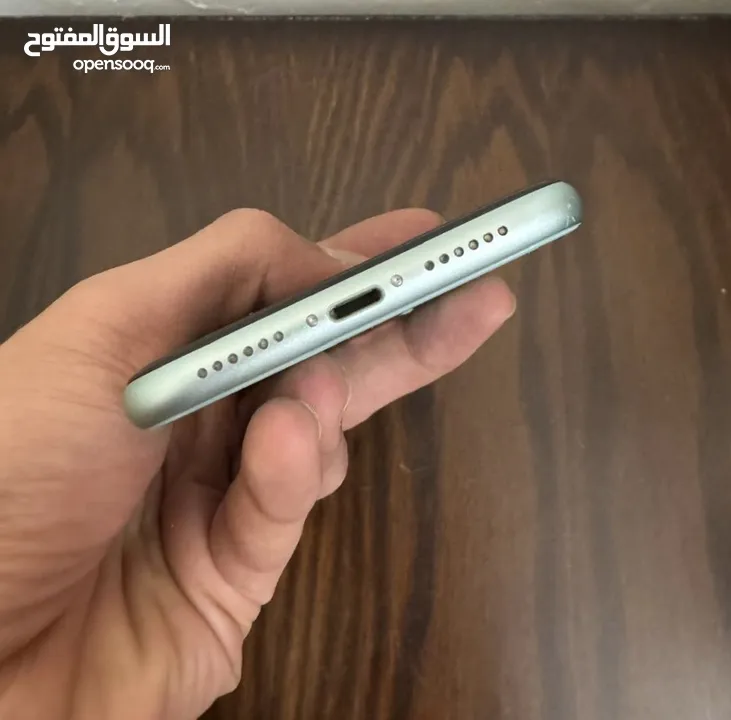 ايفون 11 64g