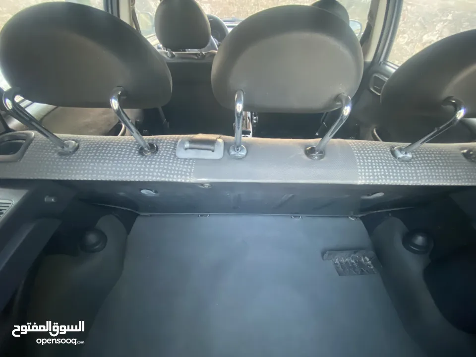 اول كورسا 2005 للبيع