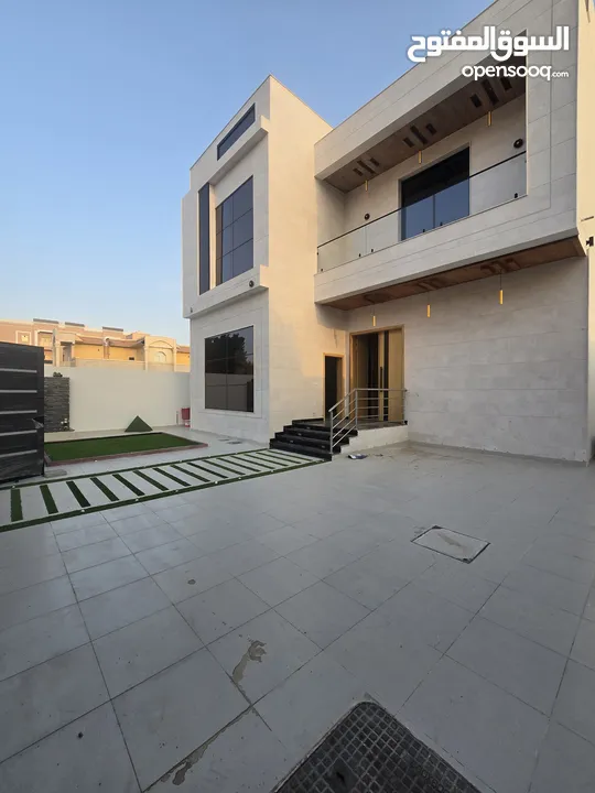 Very Big Villa For Sale in Ajman Rawda 2 With Big Parking فيلا كبيرة جدا للبيع في عجمان الروضة 2