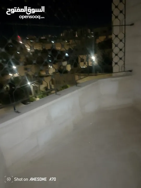 شقق فارغه للايجار بناء حديث يسحق المشاهده