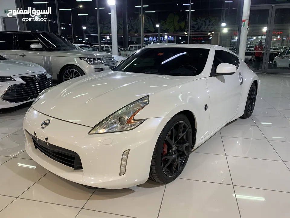 نيسان 370 Z موديل 2016 خليجي بحاله ممتازه