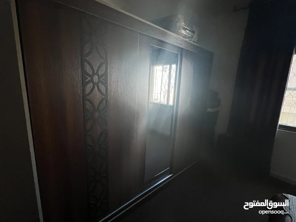 غرف نوم مستعمله قليل