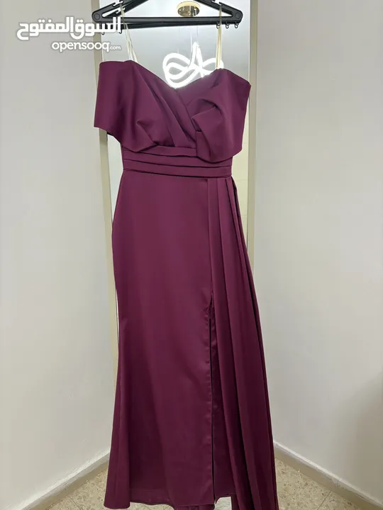 فستان رسمي off shoulder