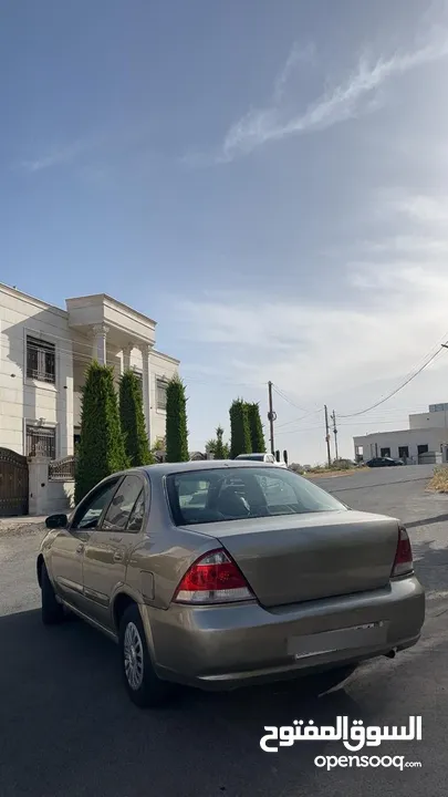 نيسان صني أقتصادية بحالة ممتازة غرفة وكالة كوشوك ممتاز للبيع بسعر حرق