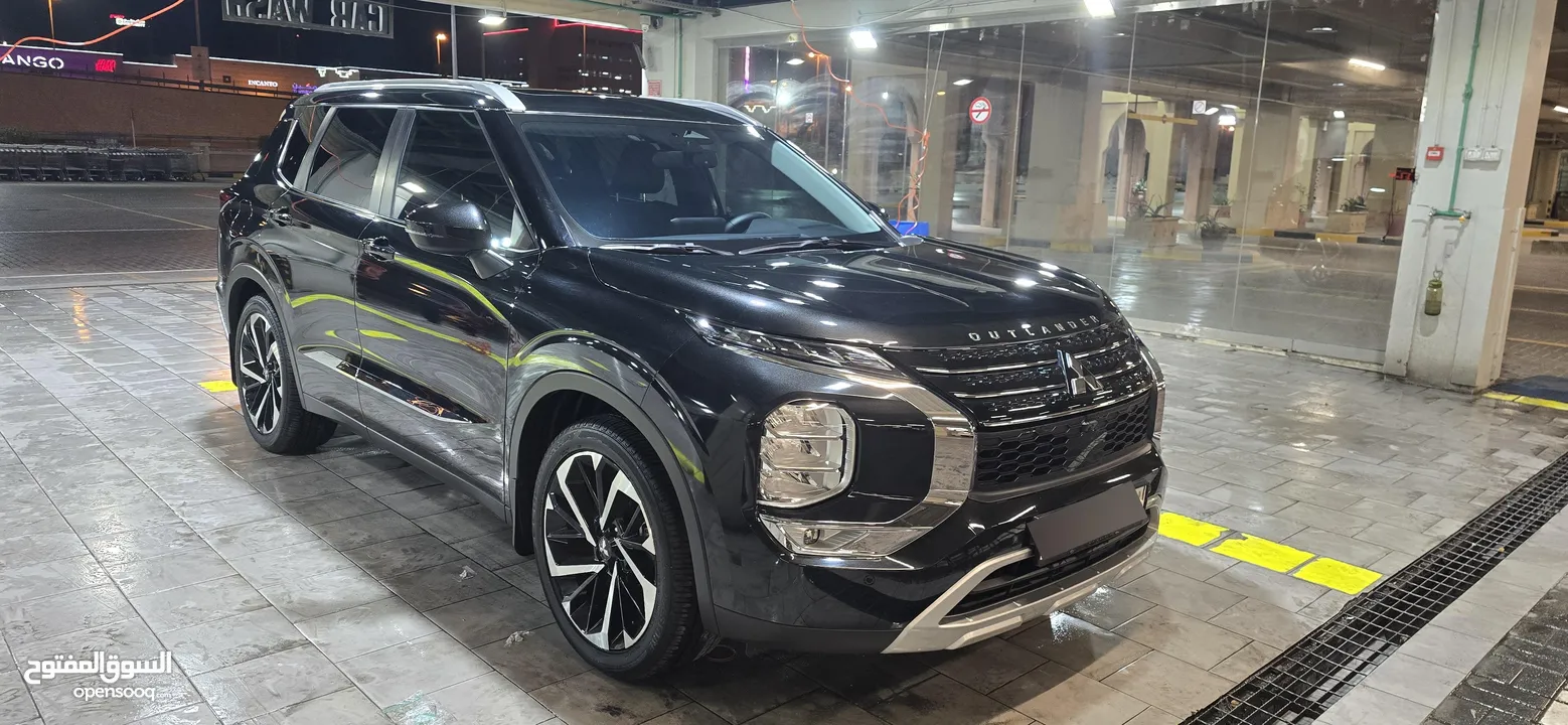 MITSUBISHI OUTLANDER 2024 BRAND NEW warranty with full coverage insurance