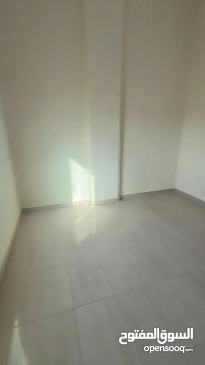 استديو للايجار الشهري ب جلفار 850 درهم