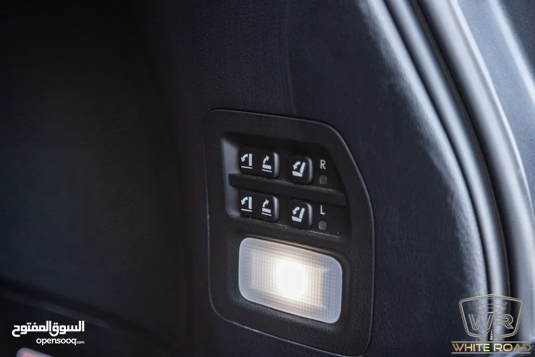 Lexus Lx570s 2019   السيارة وارد الشركة و قطعت مسافة 123,000