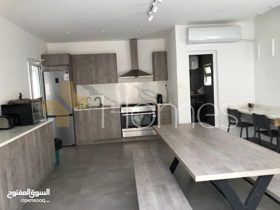 سكن طالبات مؤجر بالكامل بدخل جيد للبيع في تلاع العلي ,بمساحة 2000م
