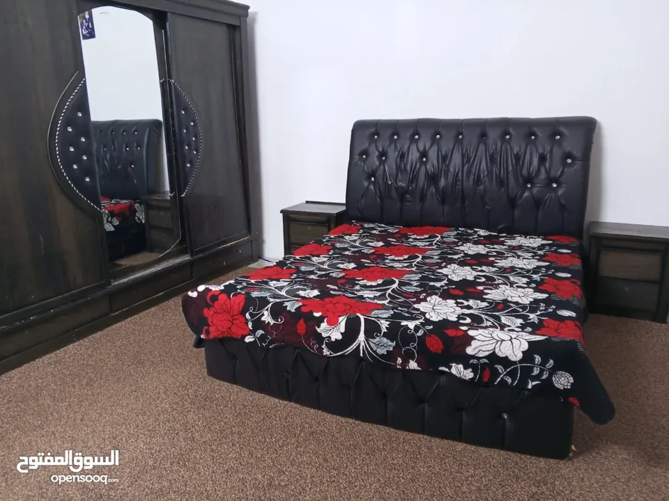 غرفة نوم مستعملة