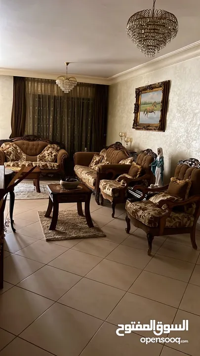 (للطالبات)شقة مفروشة ارضية في حنينا مادبا3نوم Furnished Flat for rent in Madaba