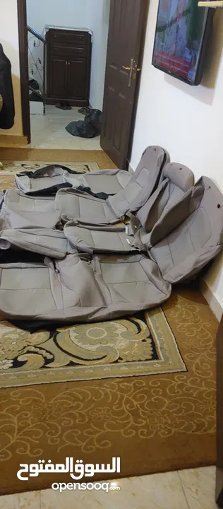 للبيع فرش مقاعد سيارة هونداي آي دي(I'd)فرش الوكالة وصندوق عده حجم كبيرلبكبات البنجو