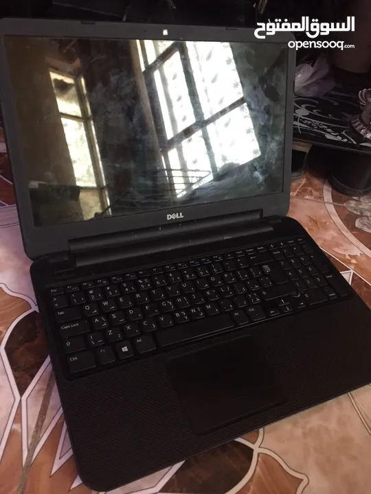 لابتوبات + حاسبات كيس وشاشة سويه للبيع
