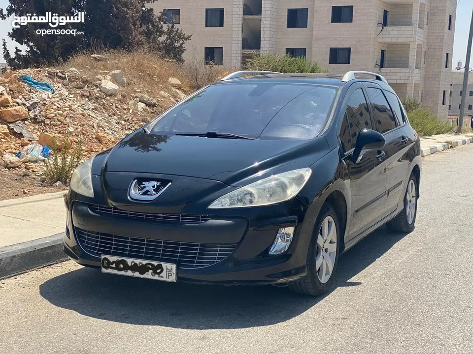 بيجو 301 العائلية 6+1