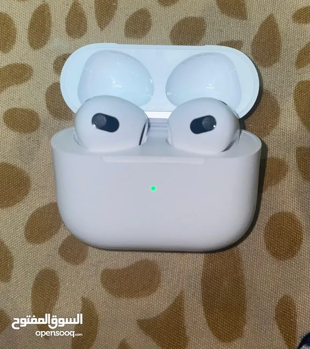 Apple Airpods 3. with box and the original charger