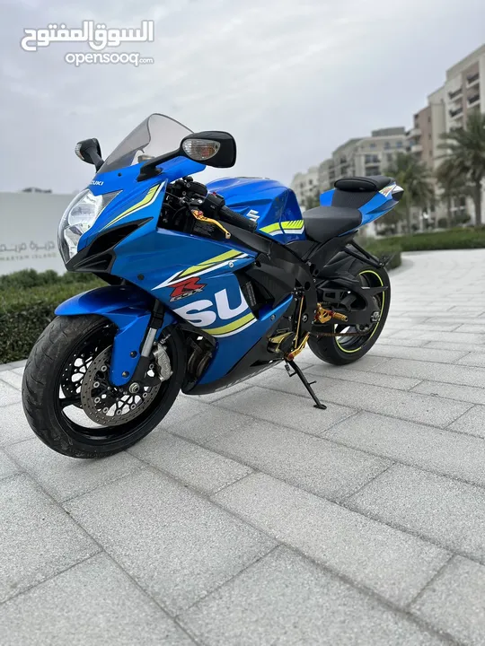 Suzuki 600-2018 أوراق جمارك