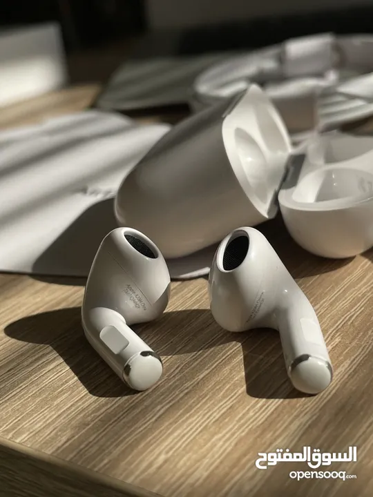 premi airpods pro max ايربودز برو 3 سيمي سيريال نمبر  by appel