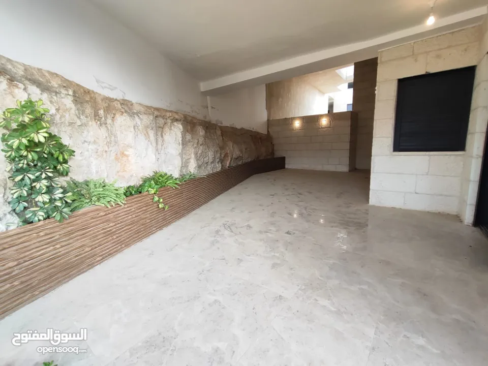 شقة فاخرة للبيع – الطيرة  امتداد شارع المطل