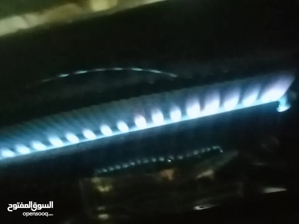 غاز نوعيه الايطالي الاصلي خمس عيون ستانلس ستيل في حاله جيده
