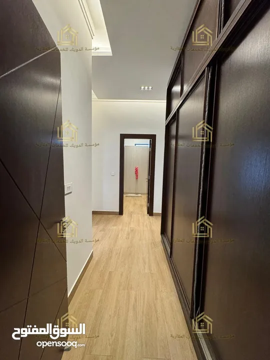 شقة طابقية - لم تسكن - ضاحية الأمير راشد - 4نوم ماستر - 450م - بإطلالــــه - قرب الخدمات العامة