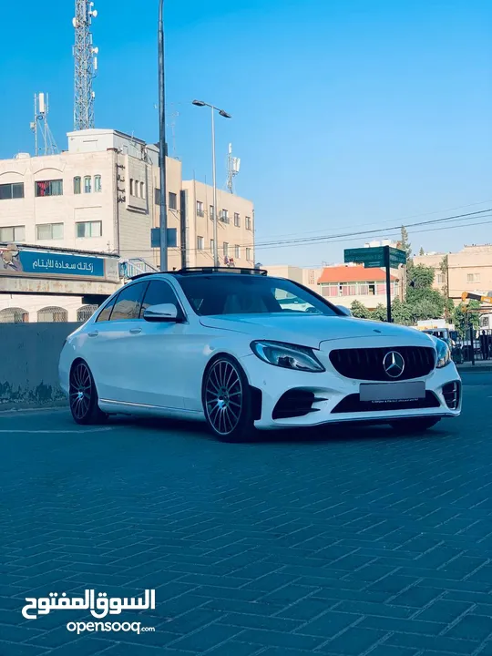 مرسيدس C350e موديل 2017 مواصفات خاصة فل كامل فحص كامل للبيع او البدل بسعر مغري 26500 دينار