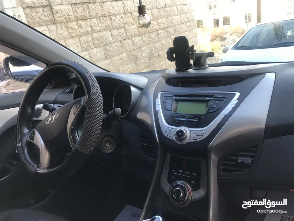 هيونداي افانتي MD 2014 للبيع