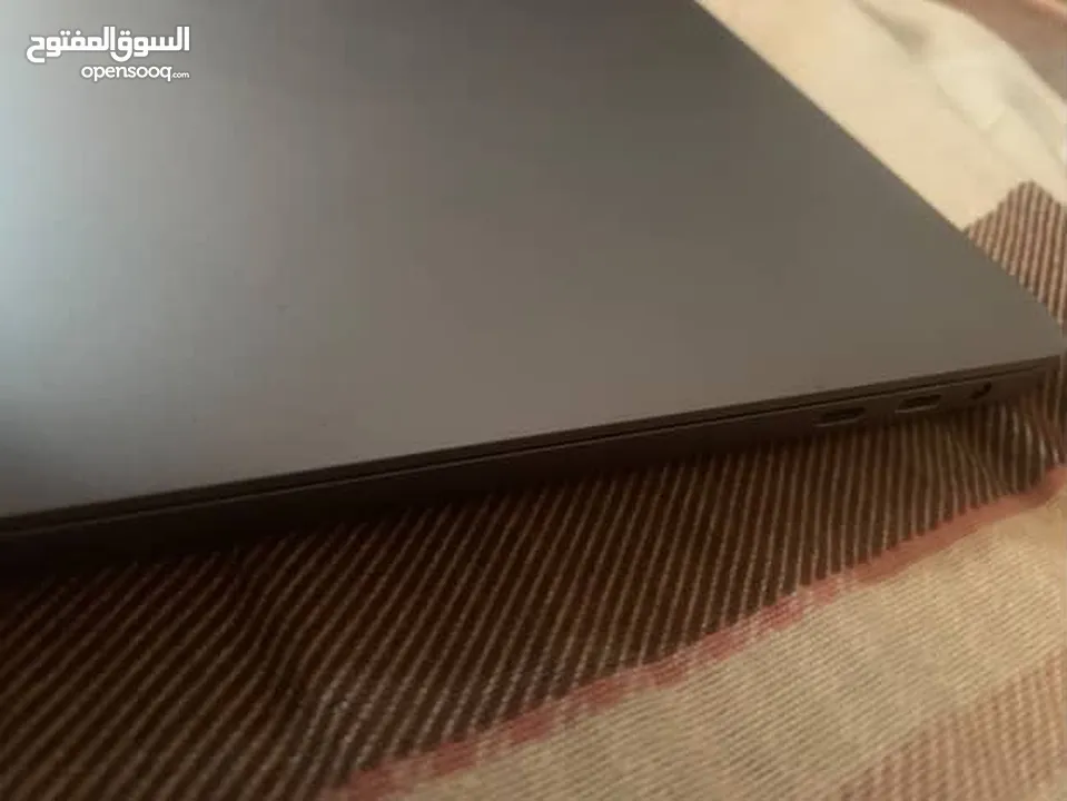 Macbook pro 16-inch  للبيع الجهاز استعمال بسيط جدا وبحالة الوكالة.....