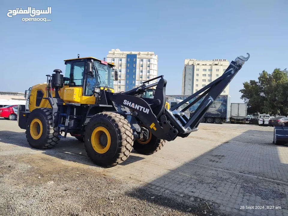 SHANTUI WHEELLOADER / TOOLCARRIER  محمل شانتوي / حامل الأدوات