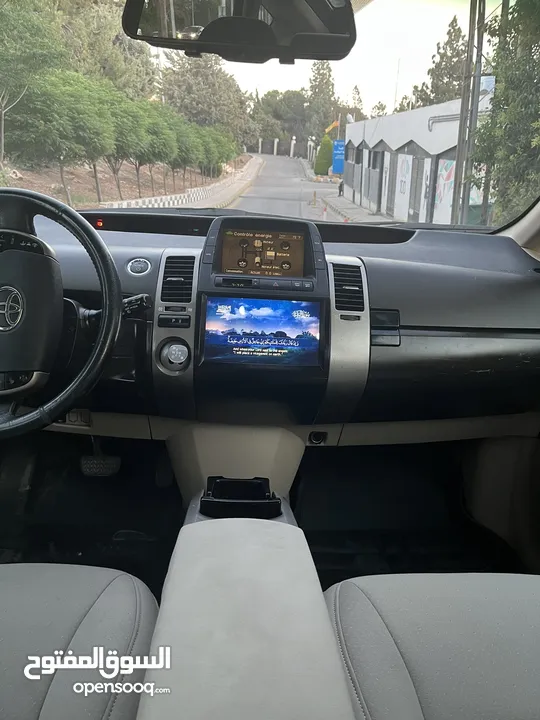 Toyota prius 2005  وارد امريكي مالك وحيد من 2010