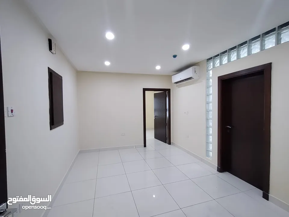 APARTMENT FOR RENT IN HOORA SEMI FURNISHED 2BHK