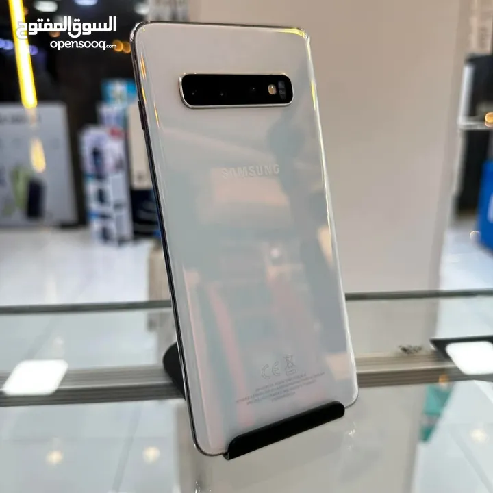 مستعمل اخو الجديد Samsung S10 رام  16 جيجا 128 بدون كرتونه هدية شاحن الاصلي متوفر توصيل