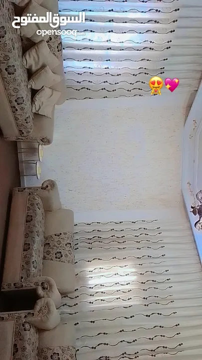 كنب للبيع بسعر مغري